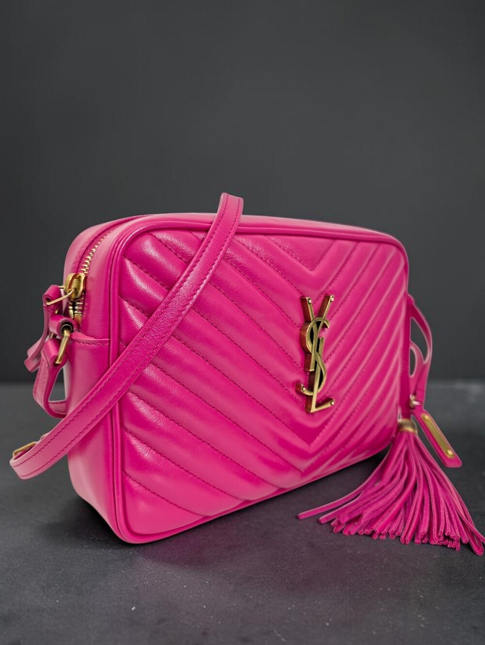 Saint Laurent Hot Pink Quilted Leather Crossbody Camera Bag with Tassel - Picture 4 of 16